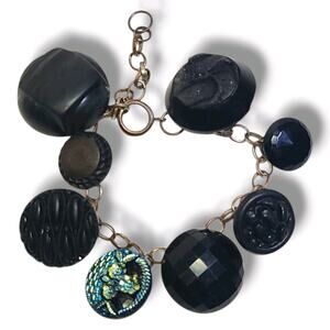 Vintage Black Plastic & 1 Bakelite Button Charm Bracelet 8"-9"